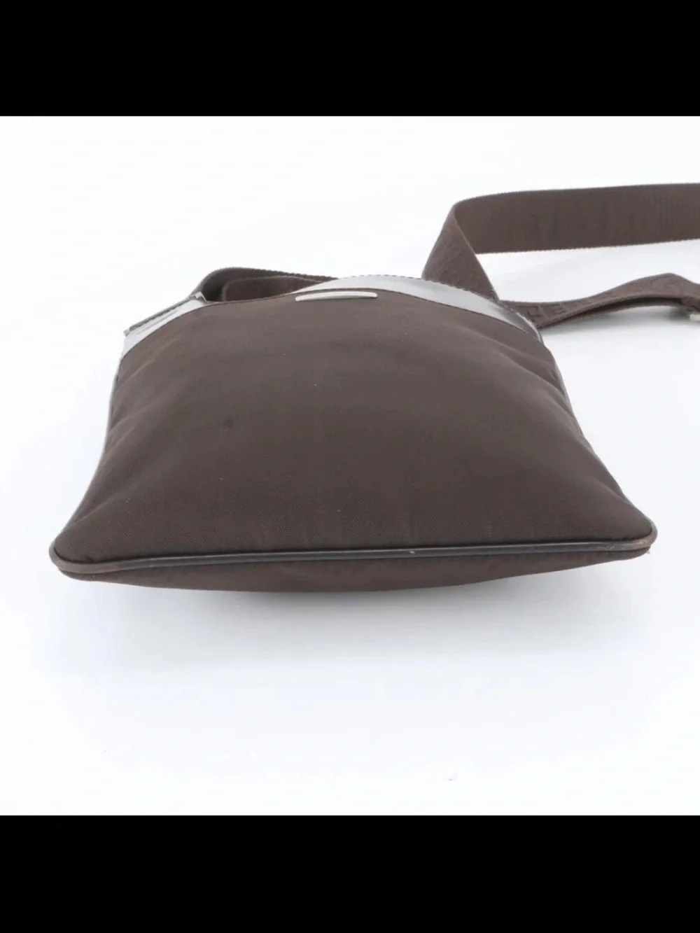 Salvatore Ferragamo slim messenger
